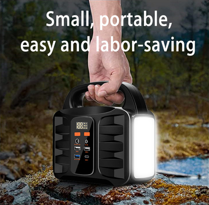 Op zonne-energie aangedreven draagbare elektriciteitscentrale 220v Ac Outlet 150W 50000mAh generatorvoeding